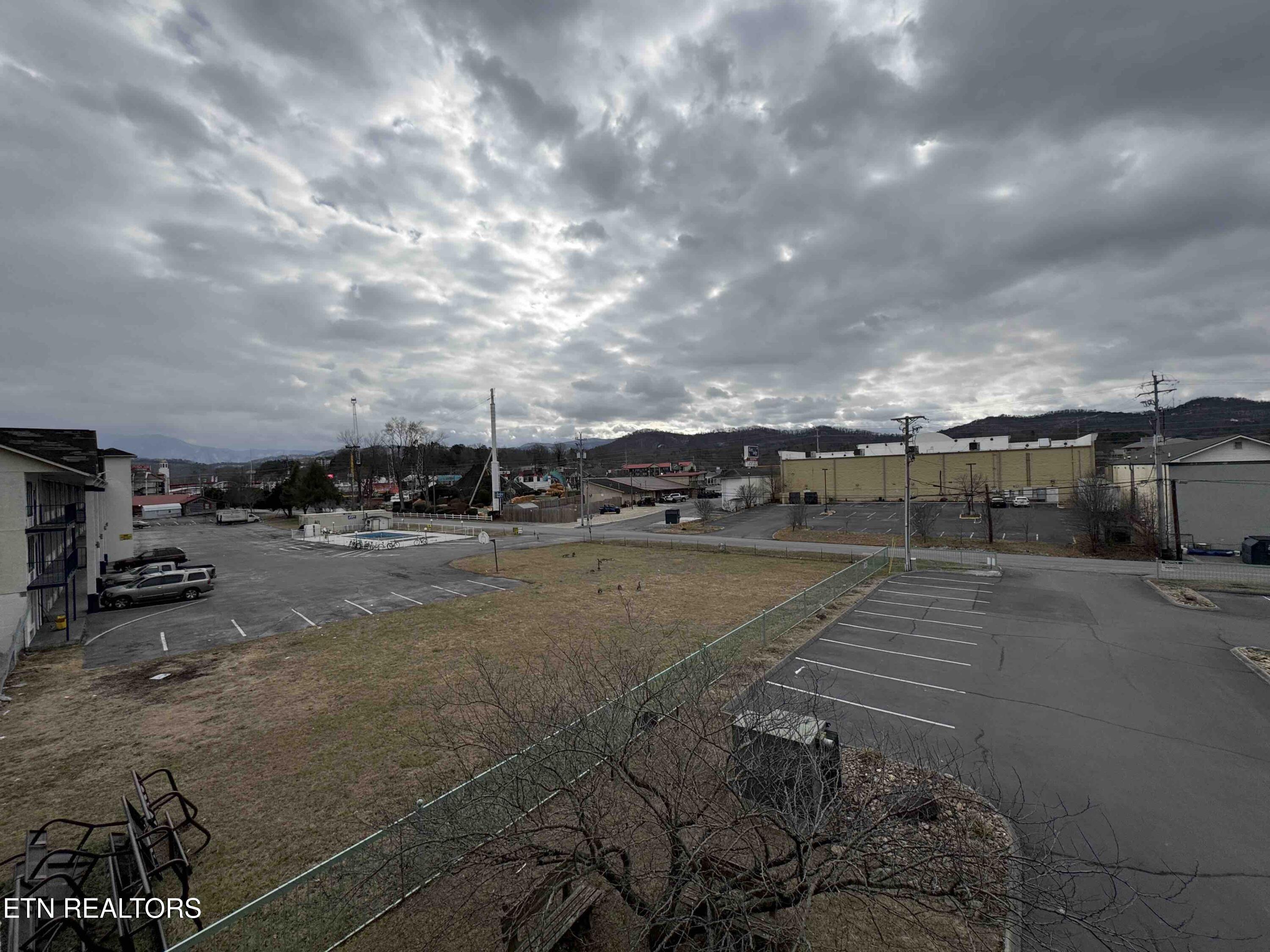 3215 North River Road, Unit STE 307 Pigeon Forge, TN 37863 - Photo 45 of 49 GreyDay2