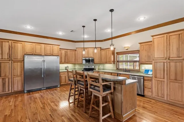 $949,000 | 6854 West Sentinel Post Path, Beverly Hills, FL 34465