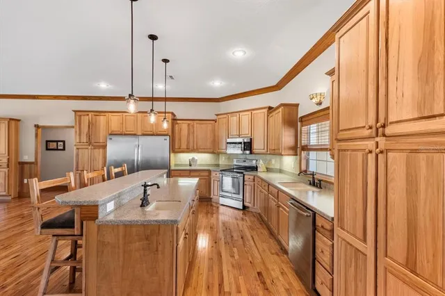 $949,000 | 6854 West Sentinel Post Path, Beverly Hills, FL 34465