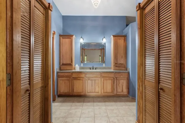 $949,000 | 6854 West Sentinel Post Path, Beverly Hills, FL 34465