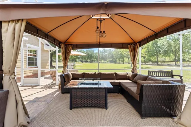 $949,000 | 6854 West Sentinel Post Path, Beverly Hills, FL 34465