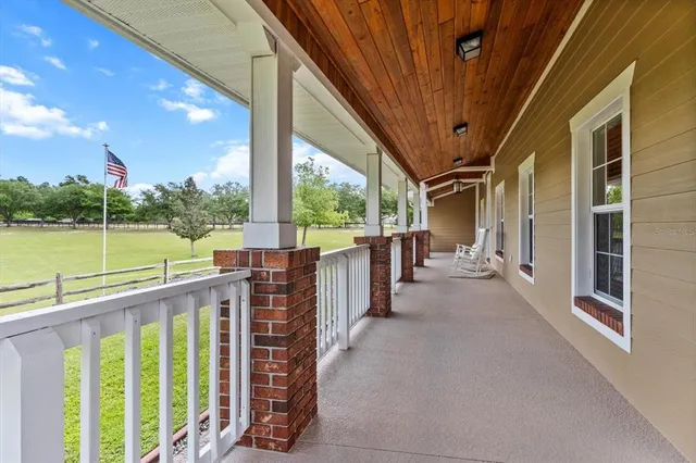 $949,000 | 6854 West Sentinel Post Path, Beverly Hills, FL 34465