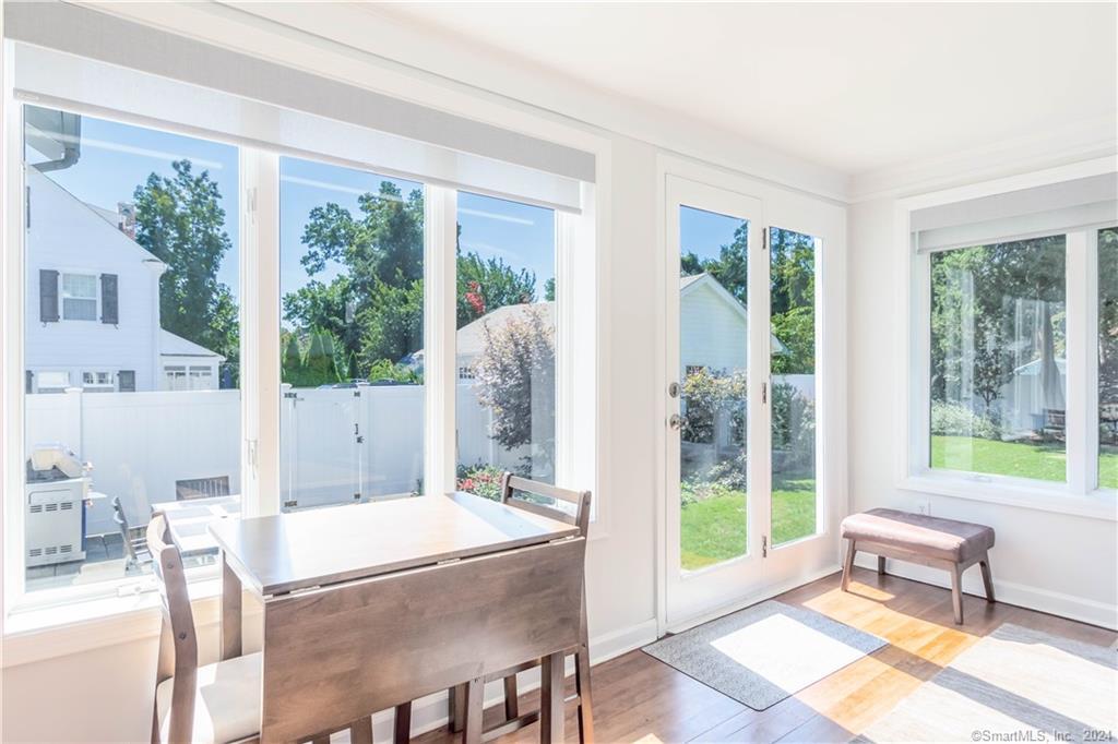 303 Wakeman Road Fairfield, CT 06824 - Photo 18 of 40