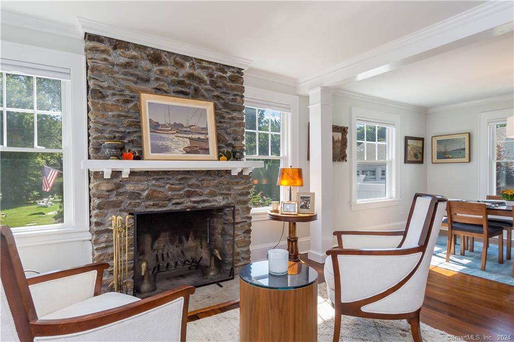 303 Wakeman Road Fairfield, CT 06824 - Photo 7 of 40