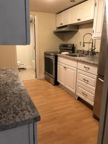 $1,775 | 88 West Broadway, Unit 8, Derry, NH 03038