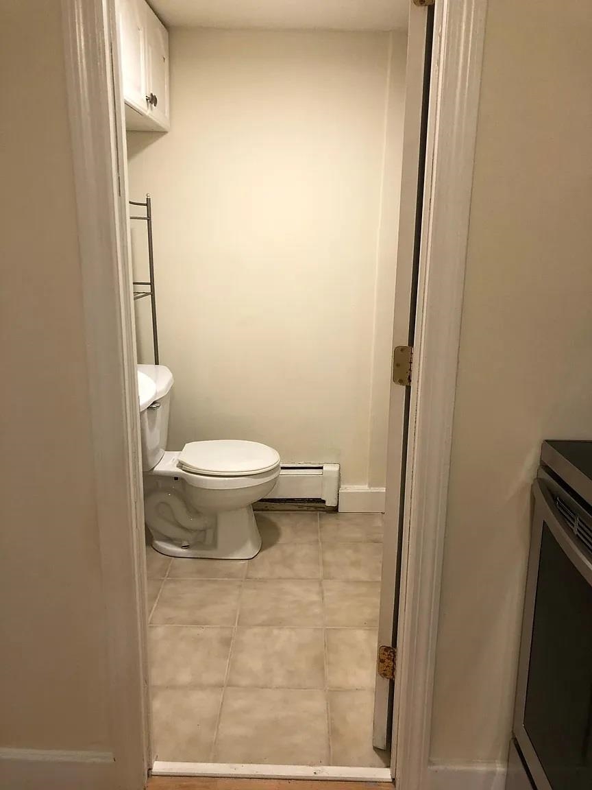 88 West Broadway, Unit 8 Derry, NH 03038 - Photo 7 of 22