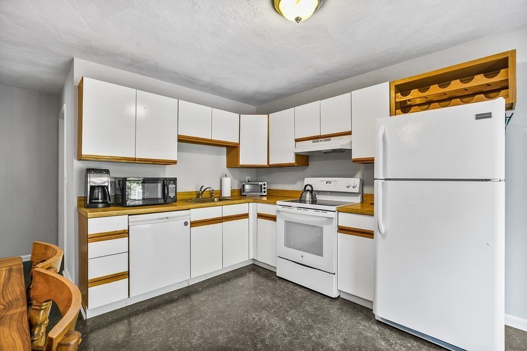 6 Erick Road, Unit 71 Mansfield, MA 02048 - Photo 5 of 18 Gallery Image 5