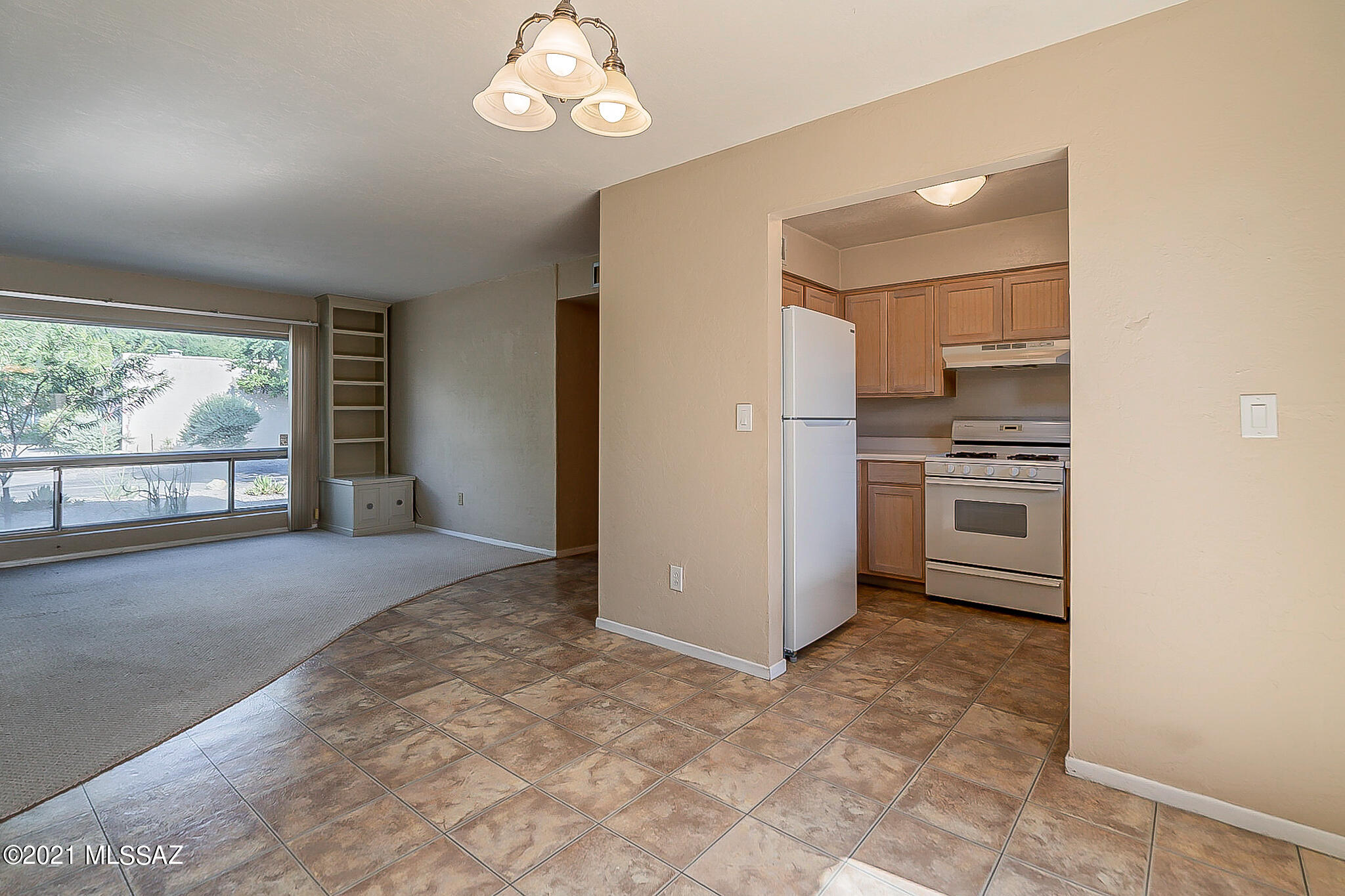 963 North Via Verano Tucson, AZ 85710 - Photo 10 of 26