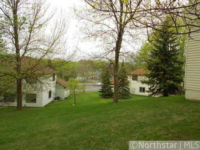1925 Fox Ridge Drive, Unit D West St. Paul, MN 55118 - Photo 2 of 10 Gallery Image 2