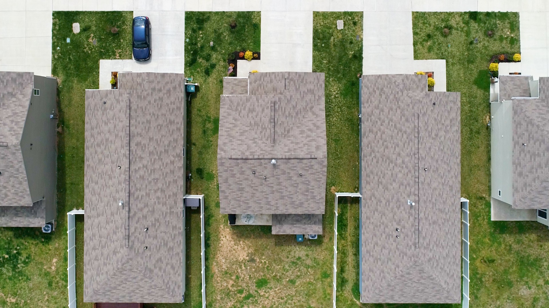 8012 Craighead Drive Lebanon, TN 37087 - Photo 44 of 53 aerial view of a house with a garden and plants