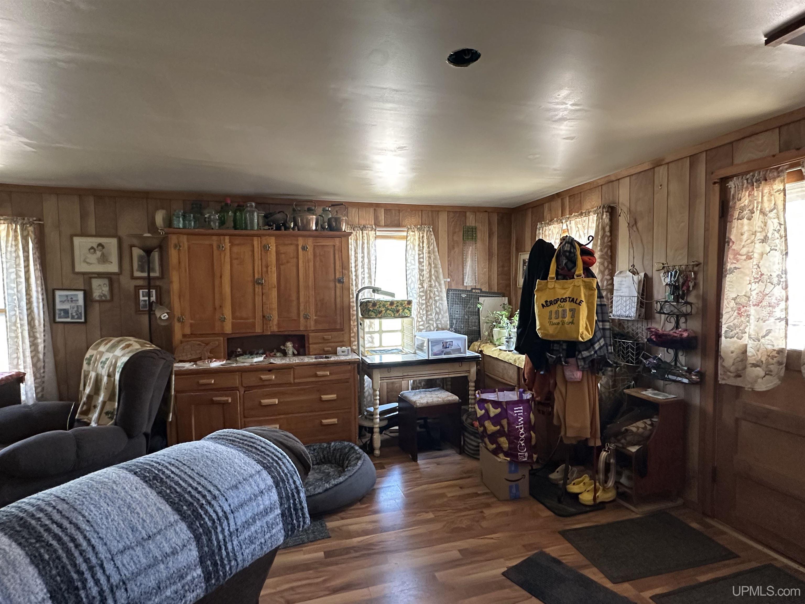421-419 Cary Road Hurley, WI 54534 - Photo 2 of 51