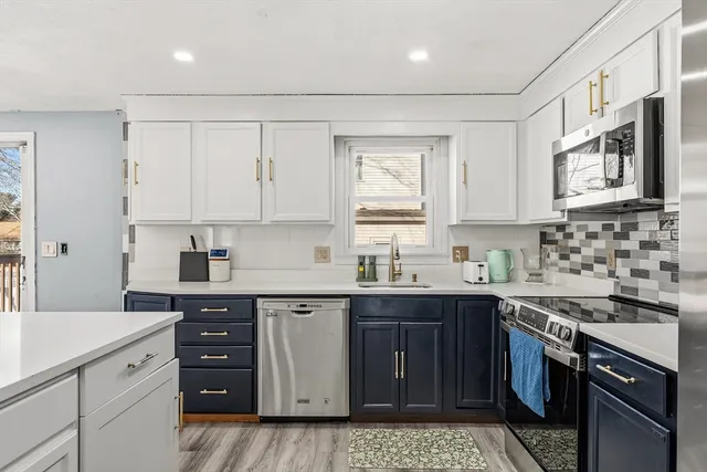 $520,000 | 35 Gladwood Street, Brockton, MA 02301