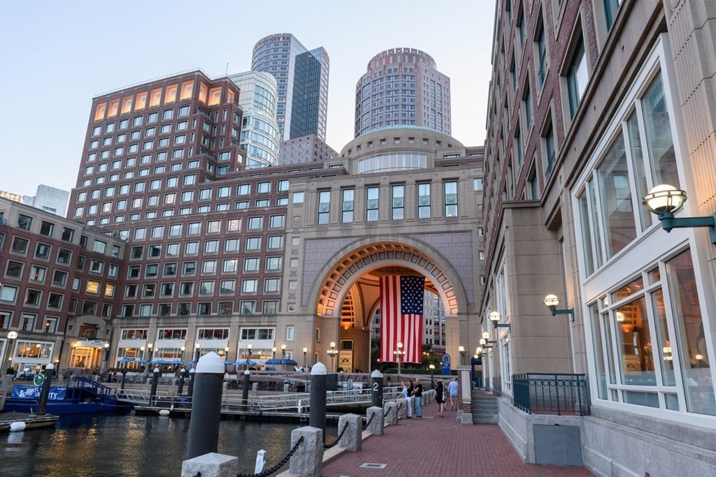 20 Rowes Wharf, Unit 606 Boston, MA 02110 - Photo 10 of 16