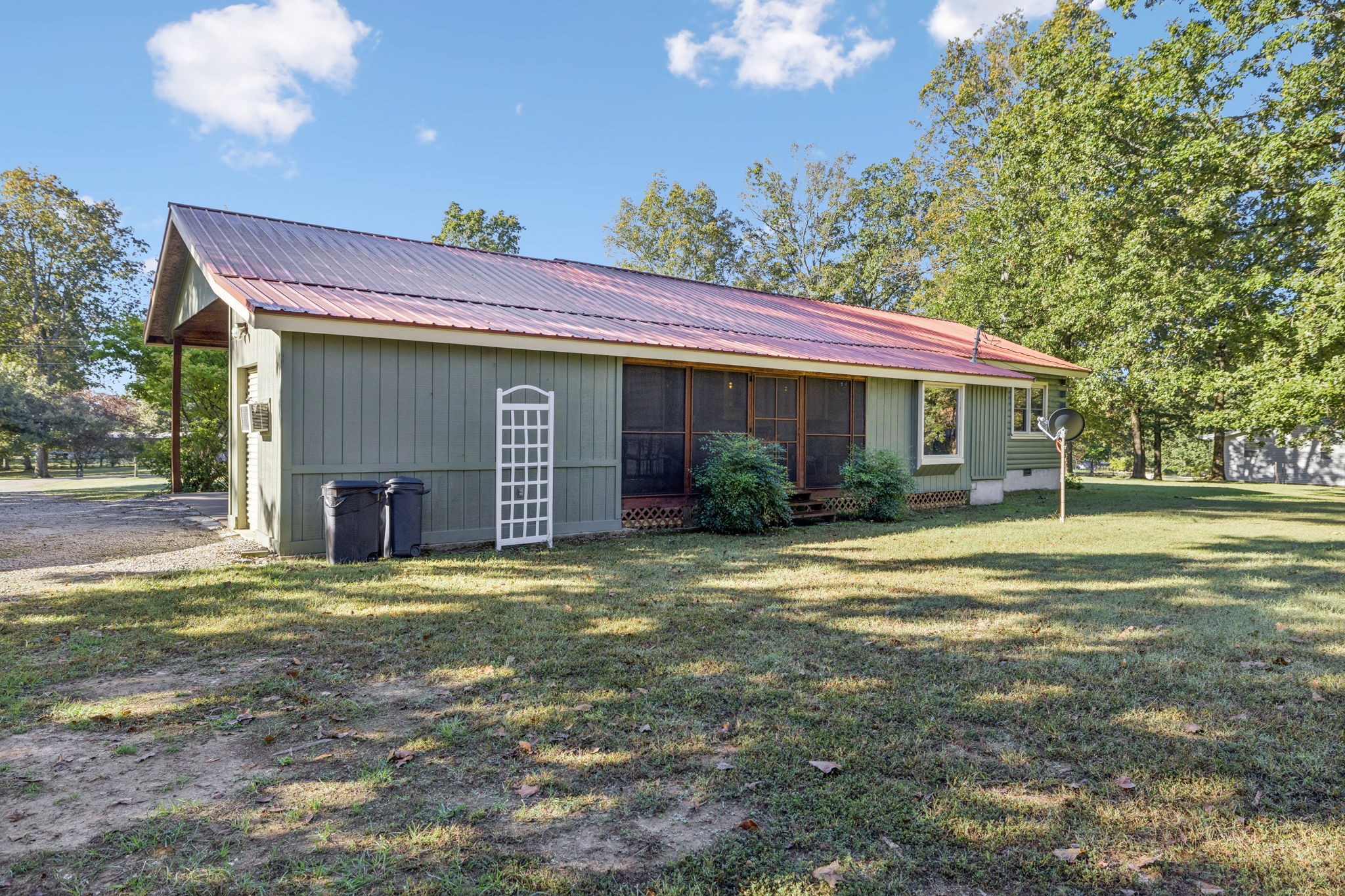 173 Swiss Road Hohenwald, TN 38462 - Photo 32 of 35