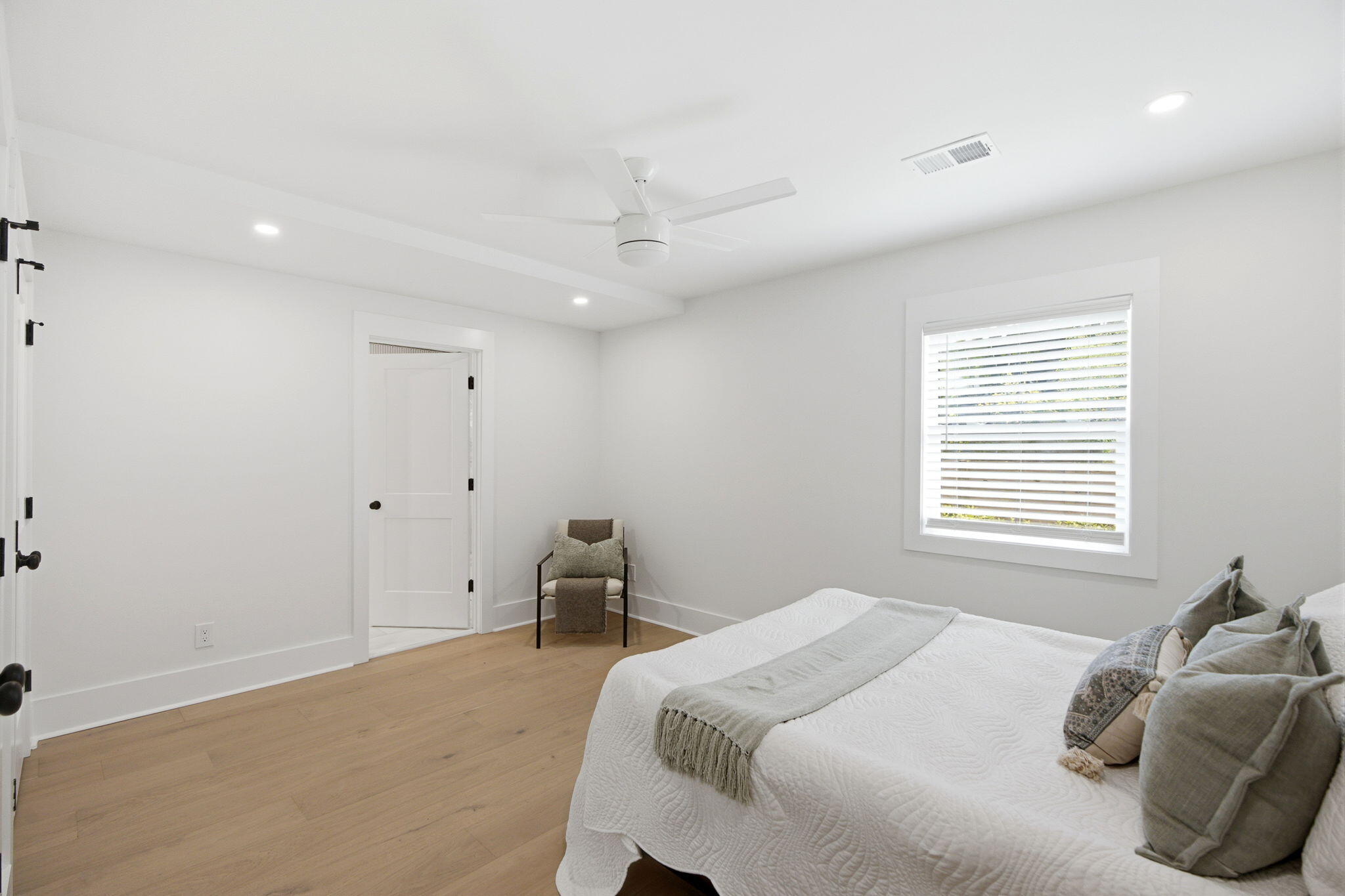 1146 Browning Road Charleston, SC 29407 - Photo 27 of 40 32-web-or-mls-DSC00208
