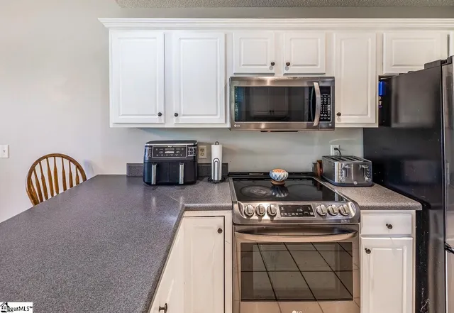 $379,900 | 103 Lyndhurst Drive, Anderson, SC 29621