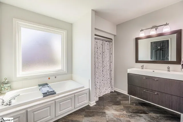 $379,900 | 103 Lyndhurst Drive, Anderson, SC 29621