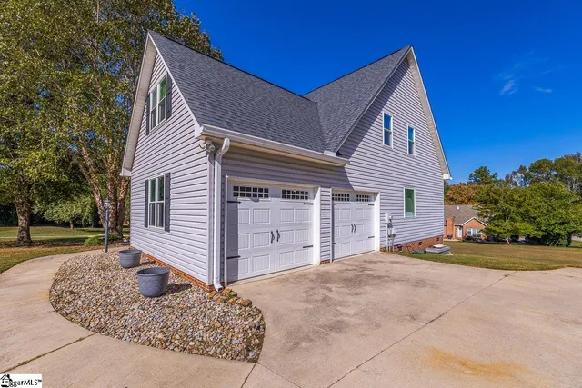 $379,900 | 103 Lyndhurst Drive, Anderson, SC 29621