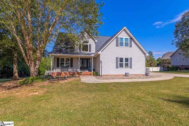 $379,900 | 103 Lyndhurst Drive, Anderson, SC 29621