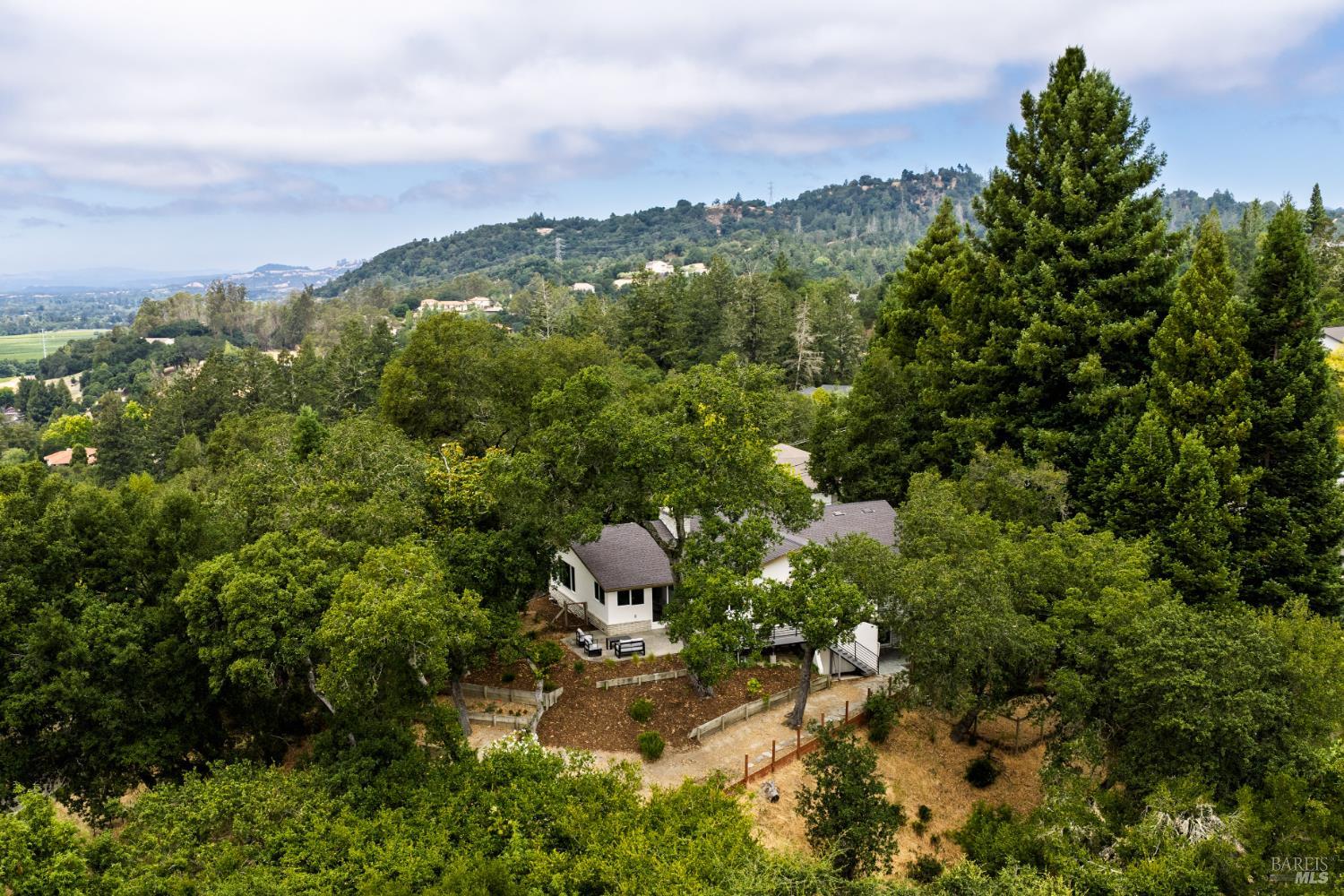 1385 Wikiup Drive Santa Rosa, CA 95403 - Photo 10 of 49