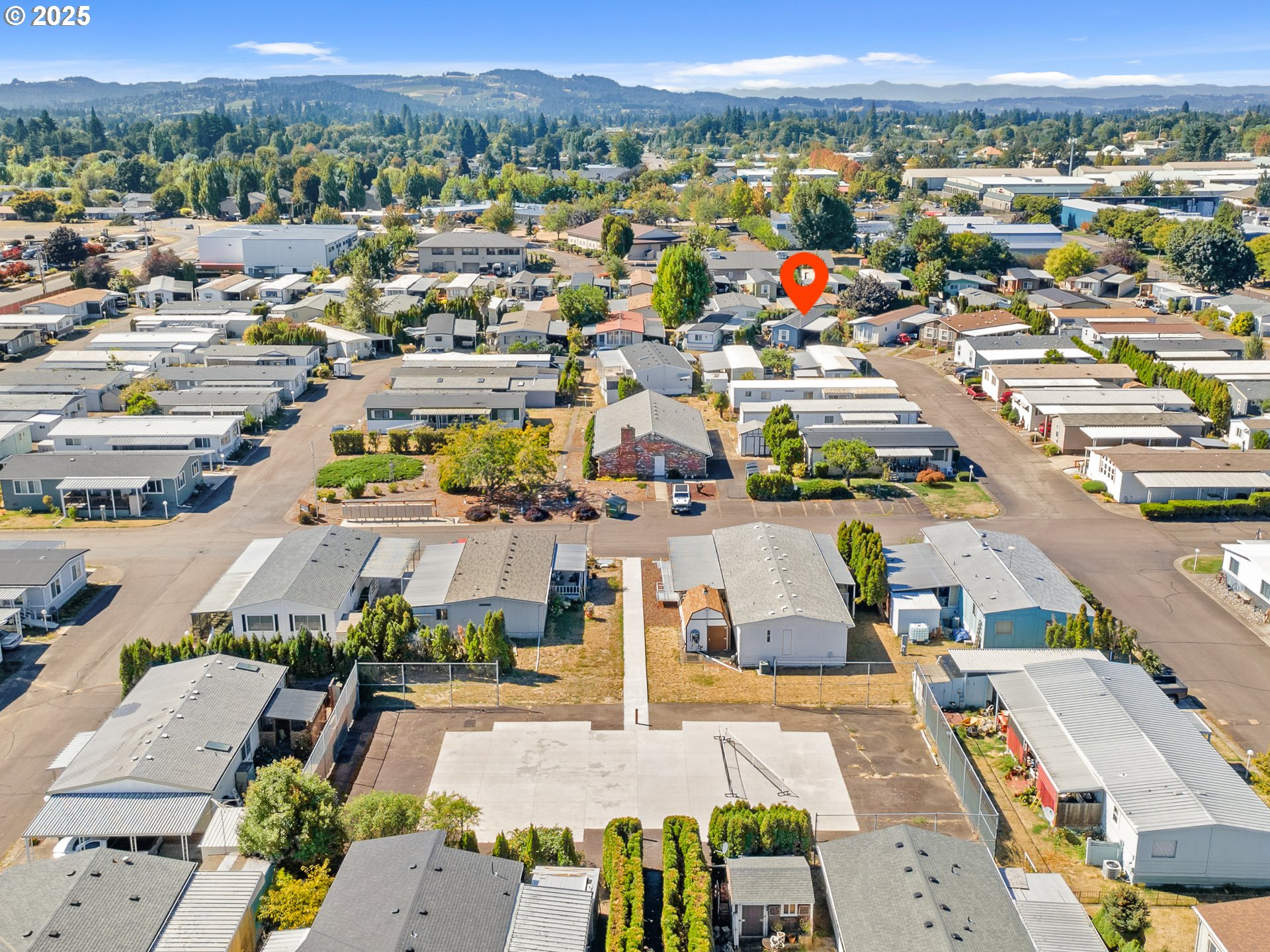 2901 East 2nd Street, Unit 121 Newberg, OR 97132 - Photo 44 of 48 an aerial view of a city