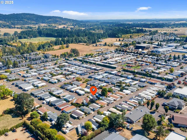 $98,000 | 2901 East 2nd Street, Unit 121, Newberg, OR 97132