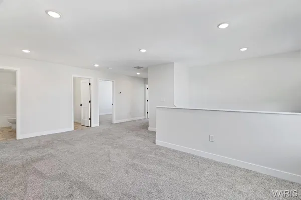 $629,900 | 421 Rumsfeld Drive, Troy, IL 62294