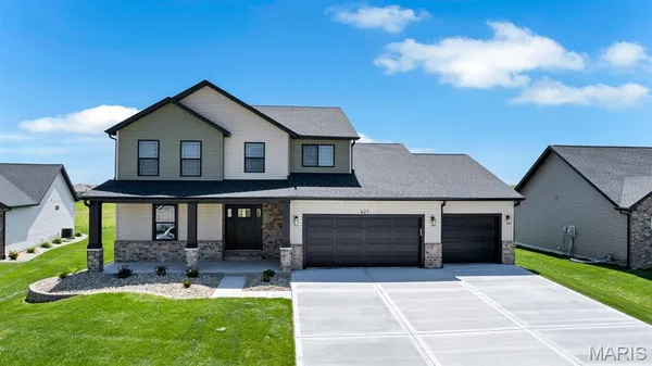 $629,900 | 421 Rumsfeld Drive, Troy, IL 62294