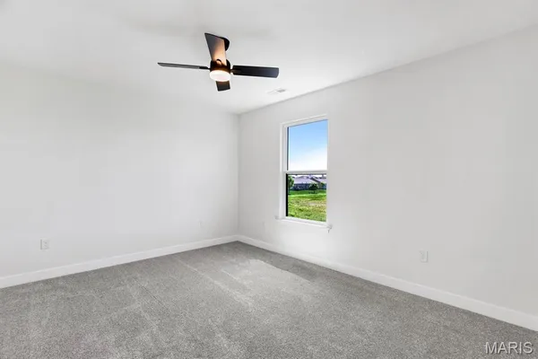 $629,900 | 421 Rumsfeld Drive, Troy, IL 62294
