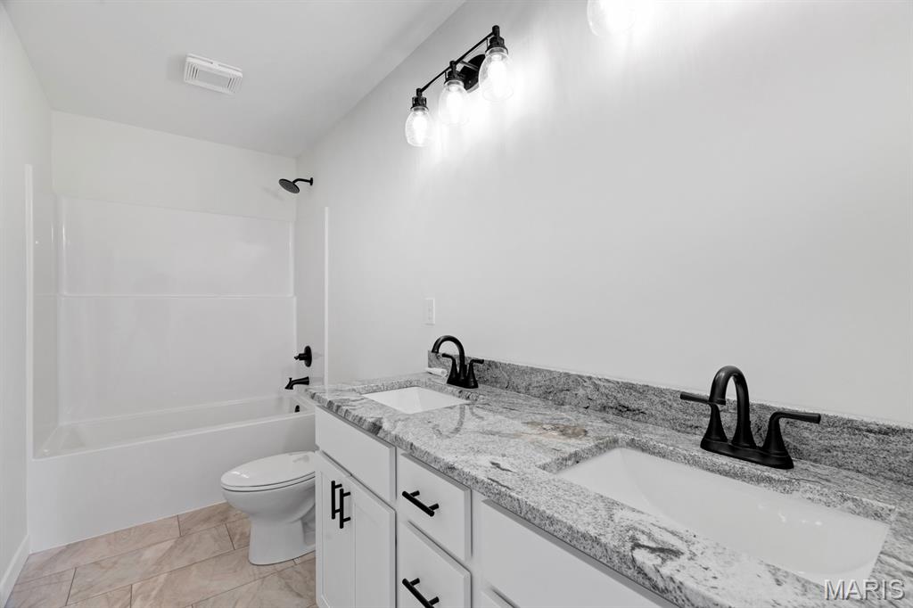 421 Rumsfeld Drive Troy, IL 62294 - Photo 37 of 55