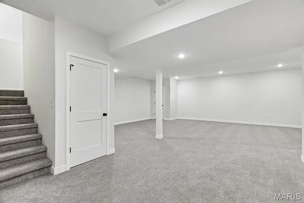 $629,900 | 421 Rumsfeld Drive, Troy, IL 62294
