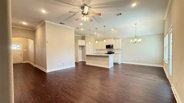 $1,900 | 701 Ransom Way, Greenville, TX 75402