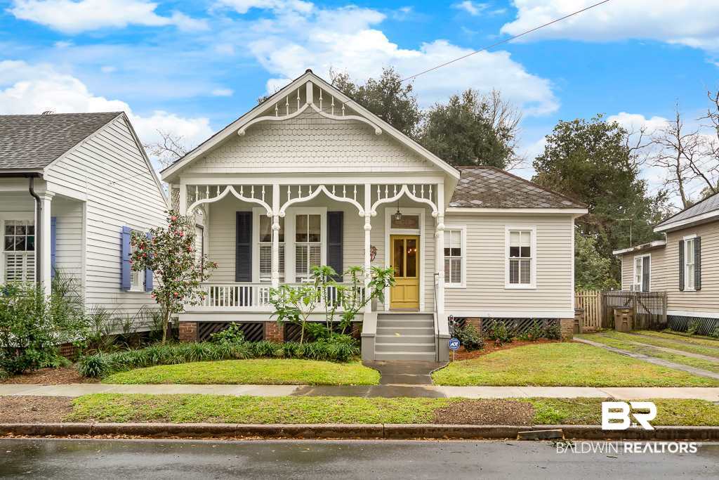 955 Augusta Street Mobile, AL 36604 - Photo 2 of 24