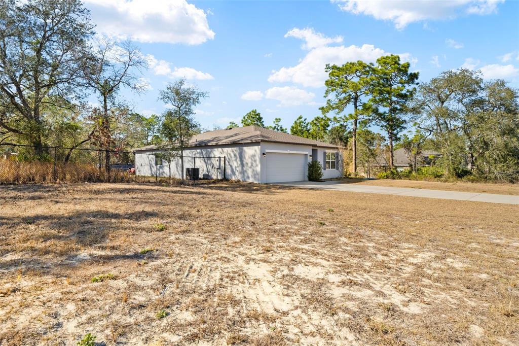 15439 Mt Sparrow Road Weeki Wachee, FL 34614 - Photo 8 of 50