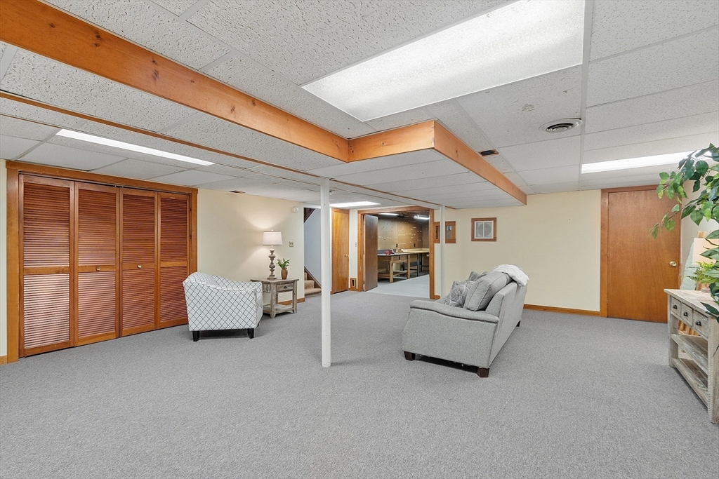 419 Silver Hill Road Concord, MA 01742 - Photo 25 of 30 Gallery Image 25