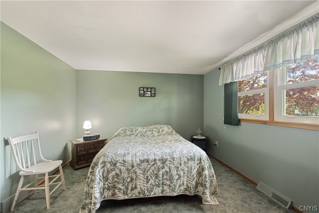 7 Lark Path Clay, NY 13090 - Photo 17 of 38