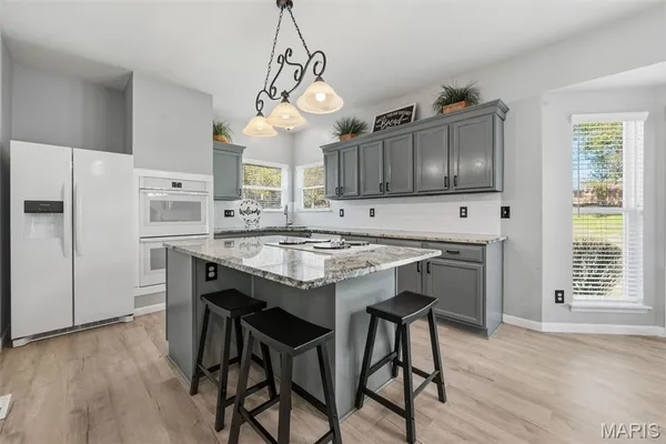 $640,000 | 725 Whispering Forest Drive, Ballwin, MO 63021