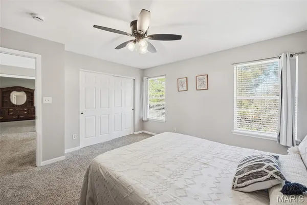 $640,000 | 725 Whispering Forest Drive, Ballwin, MO 63021