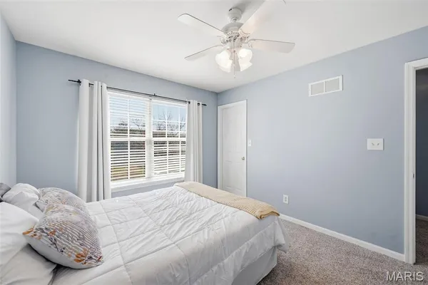 $640,000 | 725 Whispering Forest Drive, Ballwin, MO 63021