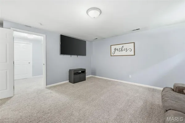 $640,000 | 725 Whispering Forest Drive, Ballwin, MO 63021