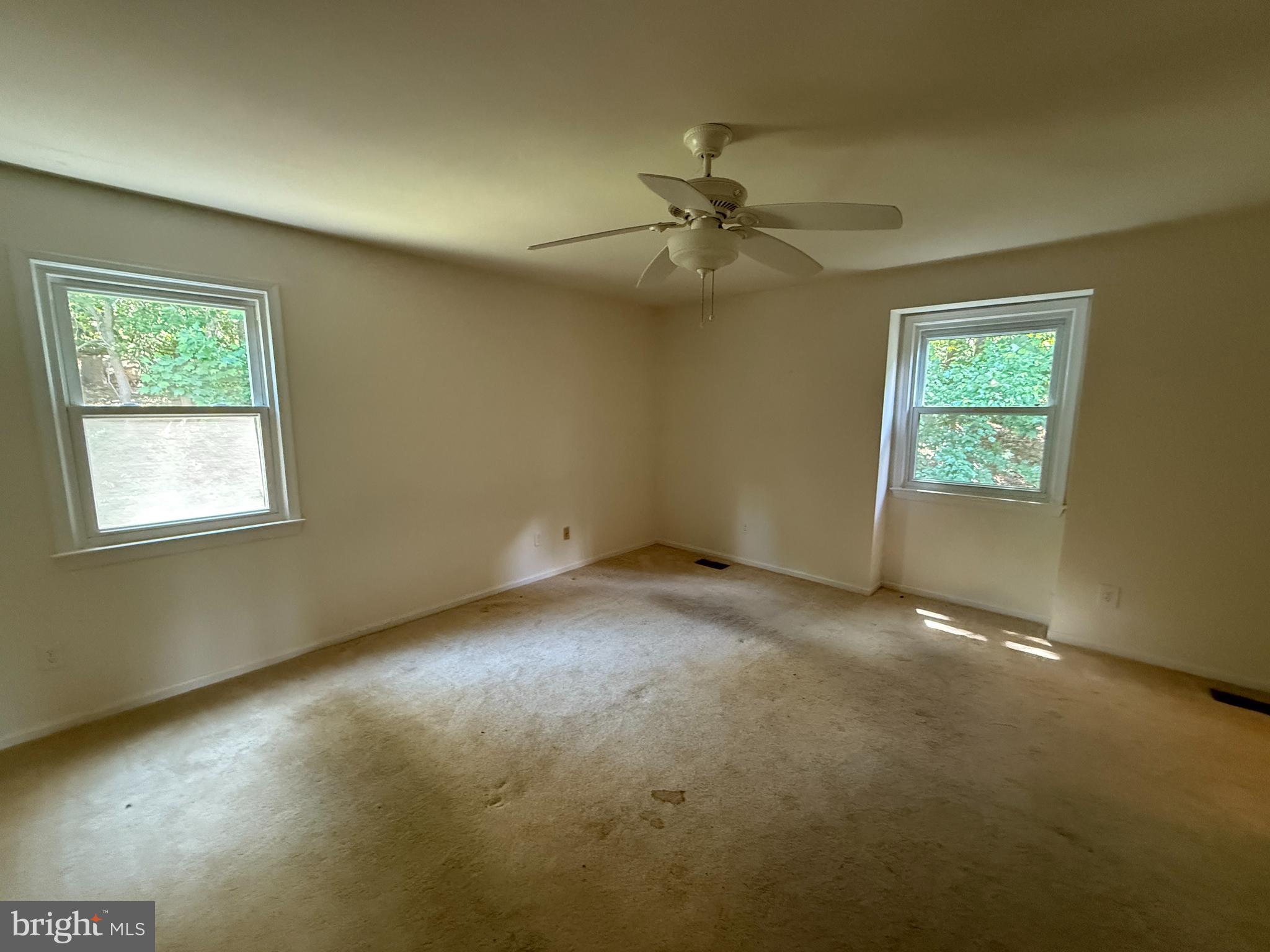 2133 Freda Drive Vienna, VA 22181 - Photo 18 of 35 a view of an empty room with a window