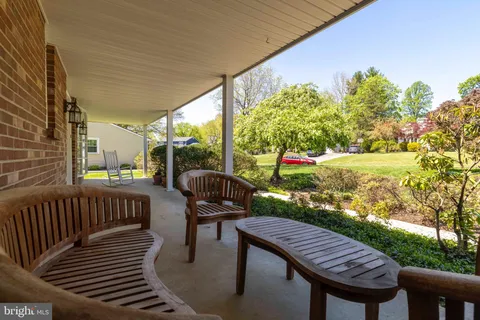 $699,000 | 25 Powers Place, Dresher, PA 19025