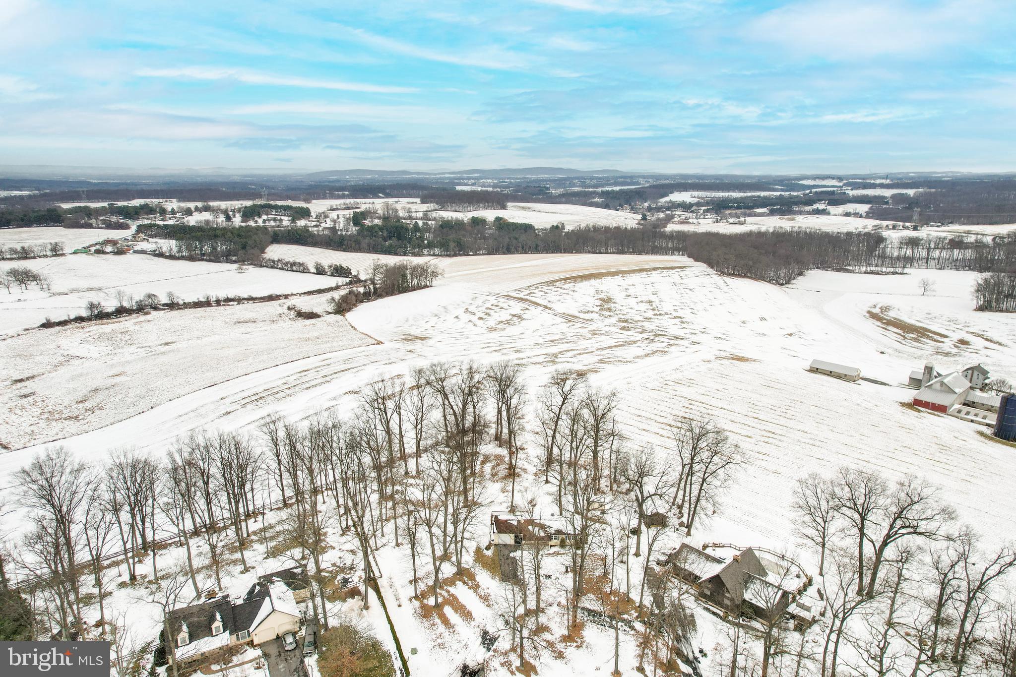 16 Leppo Road Westminster, MD 21158 - Photo 41 of 46 a view of beach and ocean
