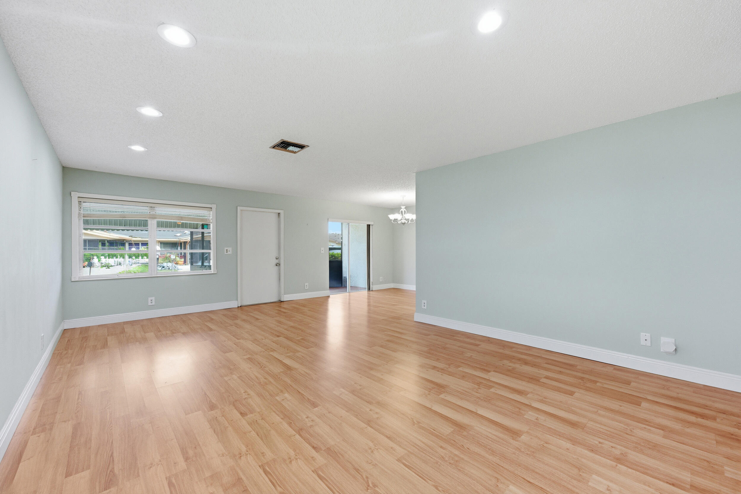 14605 Candy Way Delray Beach, FL 33484 - Photo 6 of 45 Living room