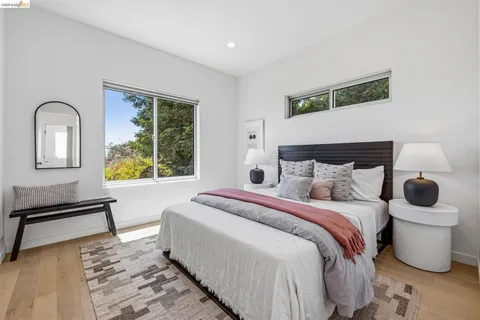 $4,125,000 | 14001 Skyline Boulevard, Oakland, CA 94619