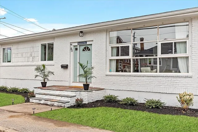 $3,800 | 80 Central Avenue, Hull, MA 02045