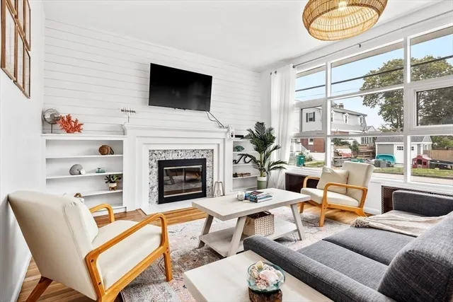 $3,800 | 80 Central Avenue, Hull, MA 02045