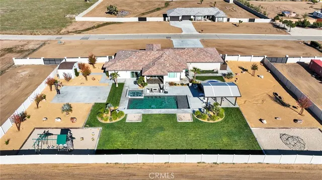 $925,000 | 9817 Silver Palm Drive, Oak Hills, CA 92344