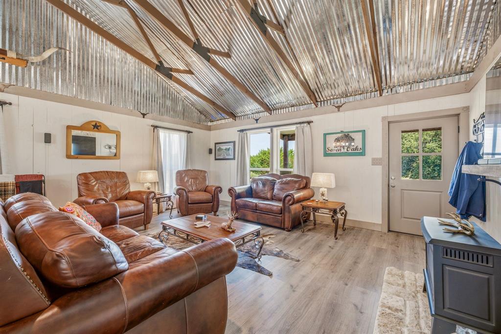 1271 Private 2120 Road Meridian, TX 76665 - Photo 6 of 40