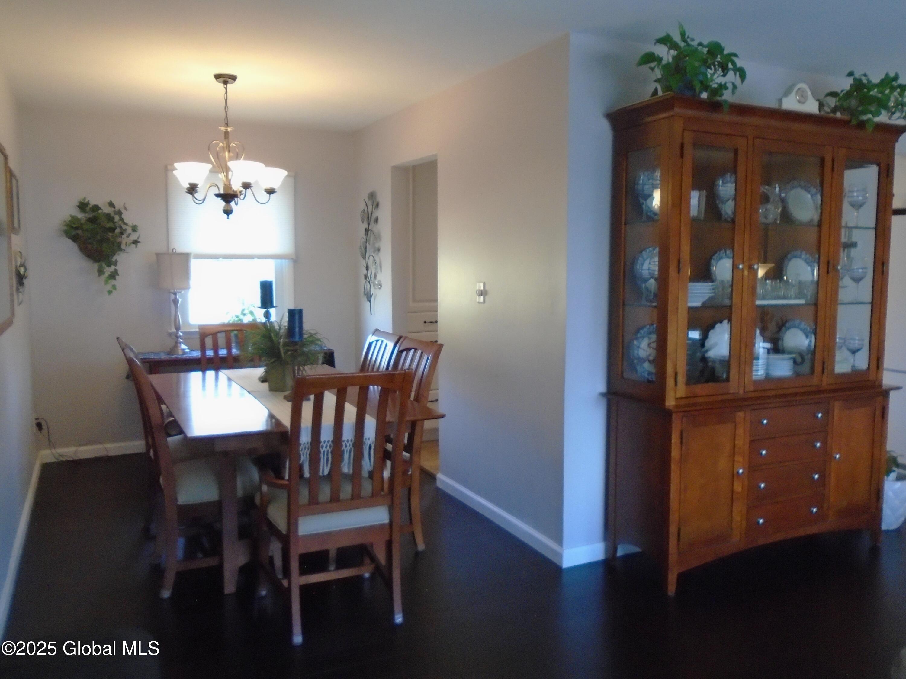 114 Chiswell Road Schenectady, NY 12304 - Photo 20 of 44 Chiswell 30